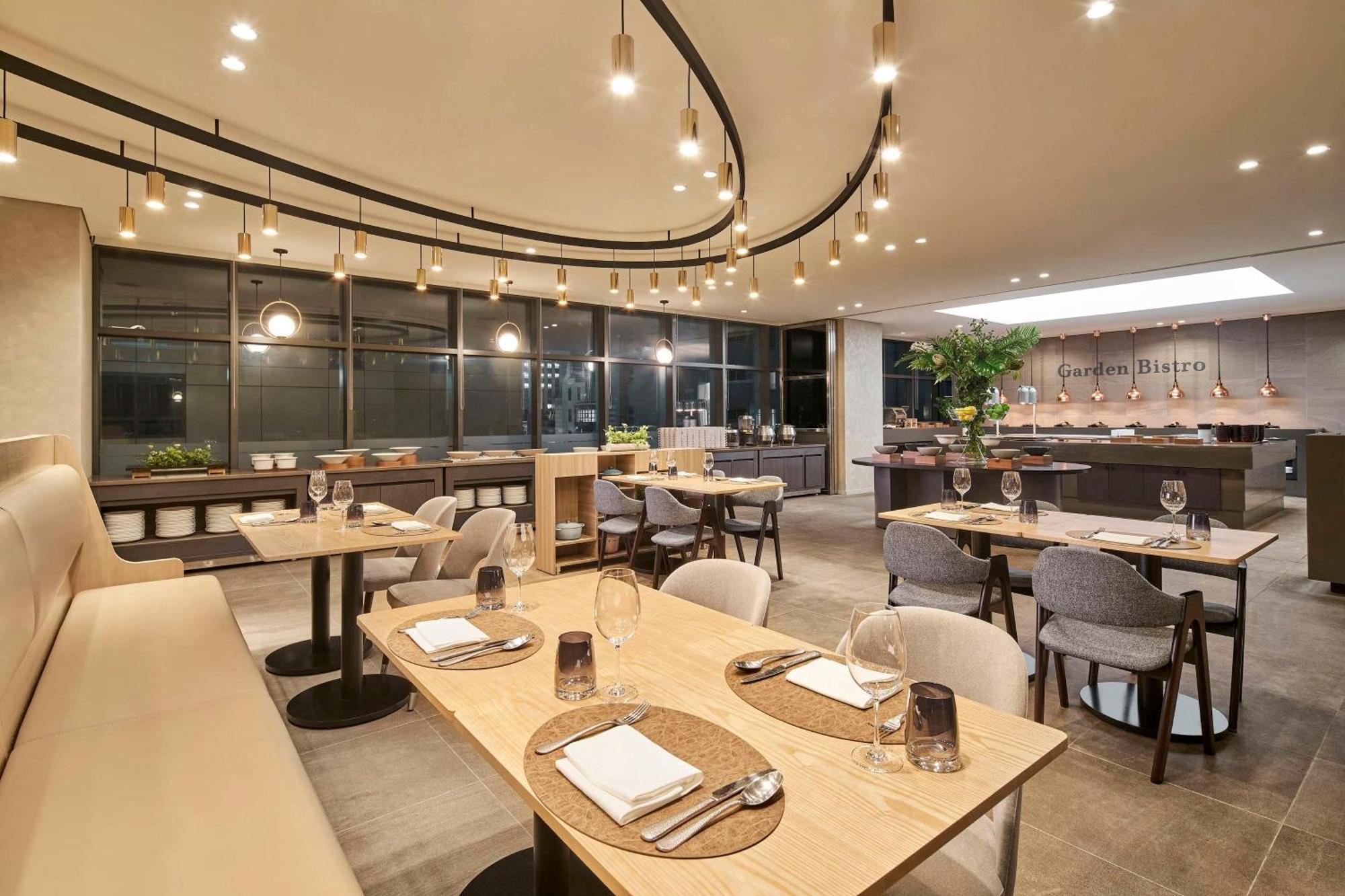 首尔江南希尔顿花园酒店 首爾 外观 照片